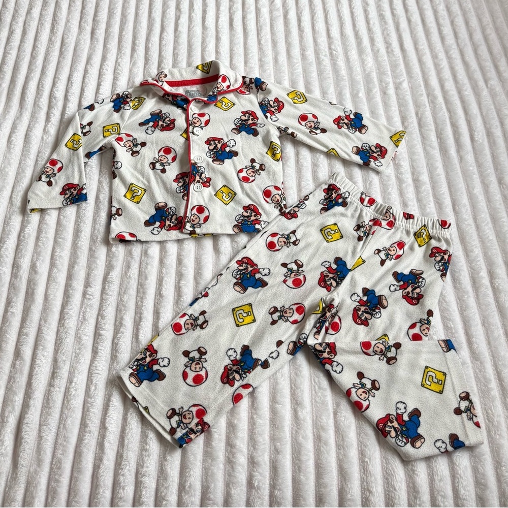 Nintendo Kids Pajama Set - White and Red